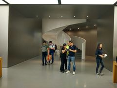 -Apple零售店(新街口店)
