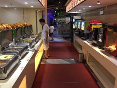 自助取餐区-蒙肥羊·酸汤潮牛·鲜牛肉火锅烤肉自助(岗顶店)