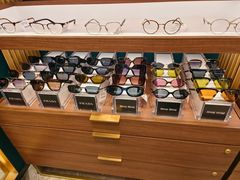 -LensCrafters亮视点(东方新天地店)