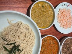 -裕兴记•蟹黄面馆(人民广场店)