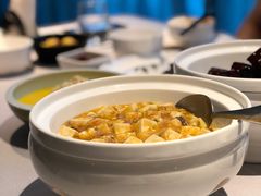 蟹粉豆腐-屋里厢上海菜馆