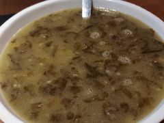 酸菜豆瓣汤-盐帮食坊•小河帮川菜(四川师大店)