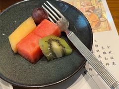 时令水果拼-萬國春·中菜馆(颐和公馆店)