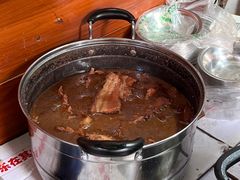 -梁阿婆廿年老牌扣肉糯米饭