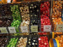 -VENCHI 闻绮(北京国贸商城店)