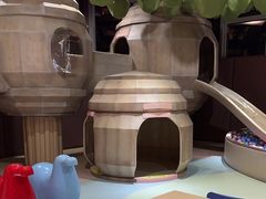 -水桶王国主题餐厅·聚会·生日派对·亲子活动·家庭套餐(亚龙湾希尔顿店)