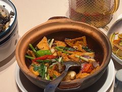 -八府香鸭·啫啫煲(华山路店)