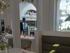 -春树下·树屋花房西餐厅(罍街AS1980店)