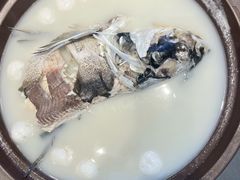 -香山湖渔家大院