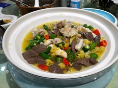 牛蛙烧鸭血-悦来福·东山海鲜(莲花店)