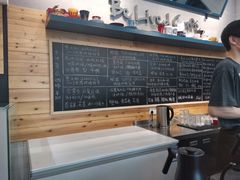 -Be Lived Cafe比例咖啡(摩天轮店)