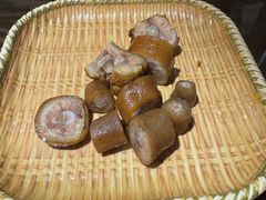-东口码头·烧鸽子·鱼头泡饼·地方菜(金鹰悦城店)