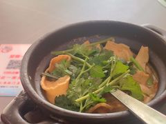 -官塘陈记鱼生·潮汕砂锅粥·牛肉火锅(潮枫路总店)