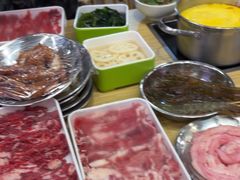 -杨老板·海鲜集市火锅·鲜切牛肉(中防万宝店)