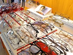 -优医视平价眼镜蔡司依视路折扣工厂店(十里堡店)