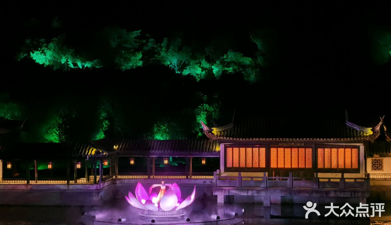 感受佛文化的一天 