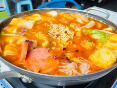 韩式鸡肉火锅-欧巴来了韩式料理