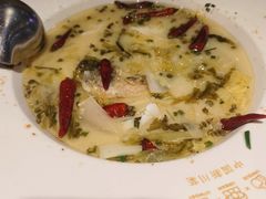 -渔语鱼酸菜鱼新川菜(来福士店)