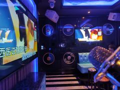 -UK派对KTV(日月广场店)