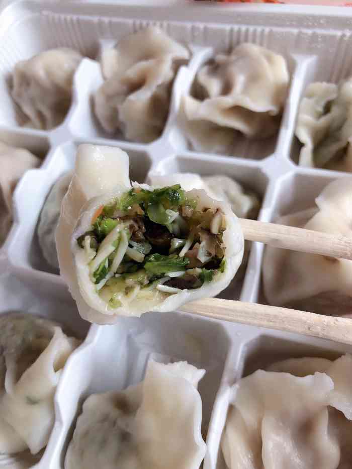 京都饺子(千峰南路七部)-"因为在家门口,所以经常来,外卖也比较多.