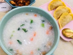 特色酥肉粥-粥传(太古里店)