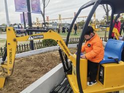 -季高兔窝窝亲子园(上海薰衣草公园店)