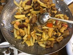 -老唐三下锅 ·张家界地标美食(溪布街店)