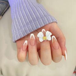 -花系美·美甲美睫精品店