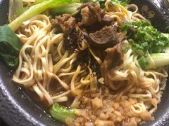 -何师烧烤·香辣蟹·川菜·30年老品牌(太古里旗舰店)