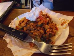 鸡肉彩椒夹饼-CIN CIN CANTINA&BAR