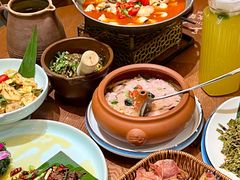 -老滇山寨•云南特色菜•地方菜•民族风情歌舞表演(金碧店)