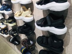 -北京利生体育商厦