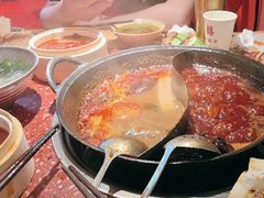 -赵美丽·重庆社区火锅·直营店(火车东站·中豪国际店)