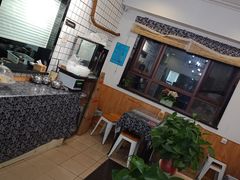 大堂-八两八金·莱芜特色炒鸡(市南漳浦路店)