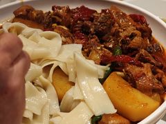 大盘鸡拌皮带面-西域阿里马新疆菜·清真(桂花路店)