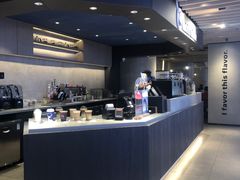 自助取餐区-瑞幸咖啡(大都会东方广场店)