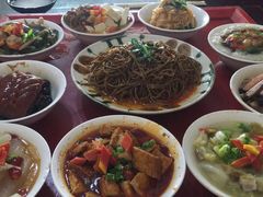 -蓝田九大碗民俗食府(蓝田店)