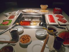 -海底捞火锅鲜切牛肉主题店(长寿路店)