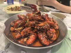 -巴厘龙虾·榜首油焖大虾(音乐学院·沿江酒馆店)