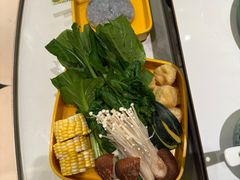 -润园四季椰子鸡火锅(卓越INTOWN店)