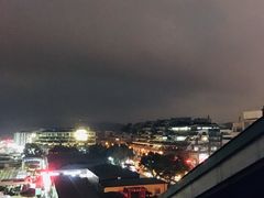 -吴山路夜市