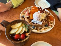 暖栗甜柿松饼-有序Orderly融合西餐·咖啡(运河外滩店)
