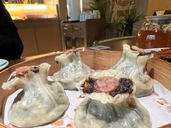 招牌香肠乌米烧卖-佬泰丰斋· 乌镇茶食餐厅