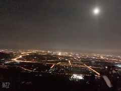 -鬼笑石后山停车场