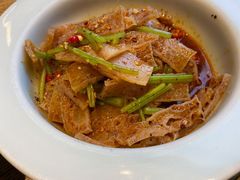 -金牌老碗时尚陕菜(王府井百货店)