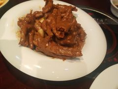 -霄汉牛三鲜湖北砂锅菜(万松园2店)