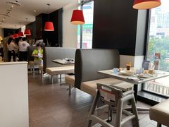 -必胜客(证大大拇指店)