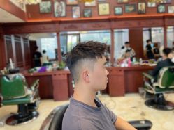 -尼特斯男士发型馆