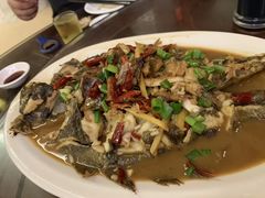 -三姐妹·海鲜大排档