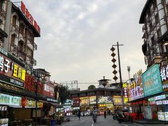 -张公桥美食街
